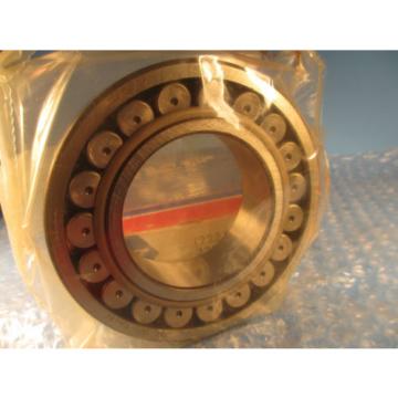 SKF 22212EK, 22212 EK, Spherical Roller Bearing, (FAG, NSK, Torrington)